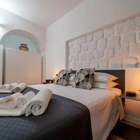 Apartment Gonia *